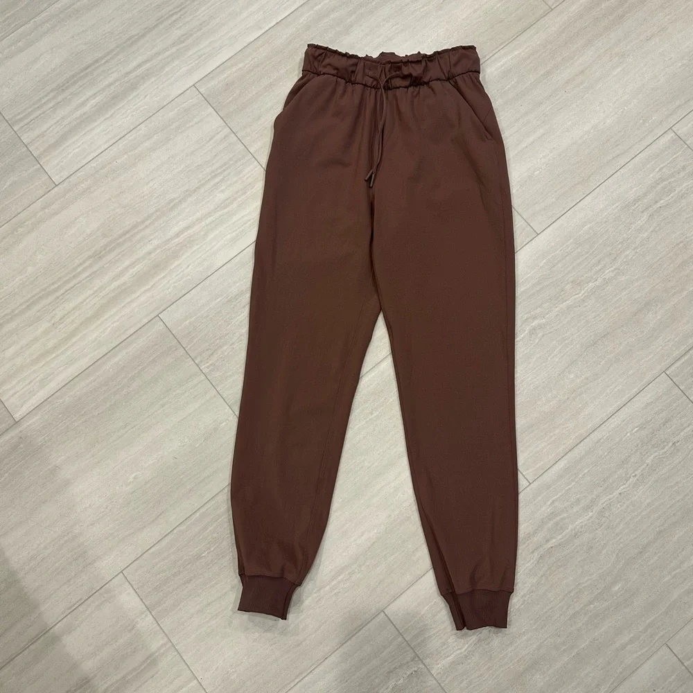 Lululemon High Rise Stretch Joggers - Picture 4 of 10